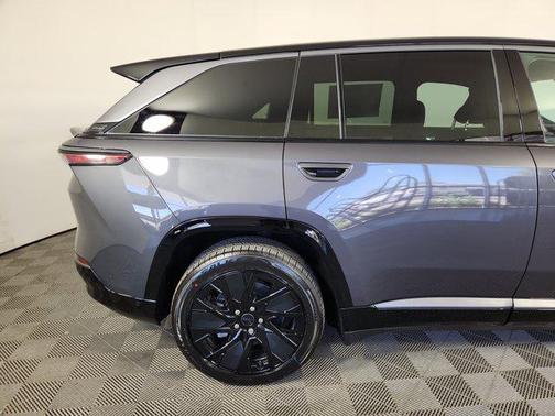 2025 Jeep Wagoneer S Launch Edition