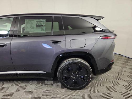 2025 Jeep Wagoneer S Launch Edition