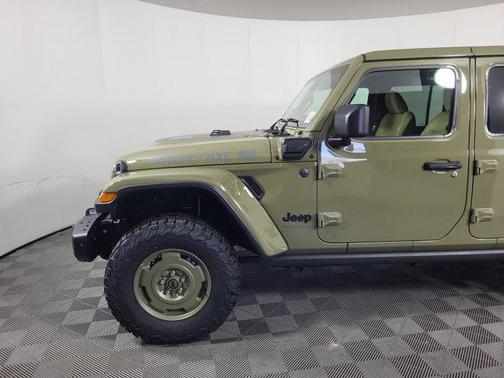 2025 Jeep Wrangler 4xe Willys