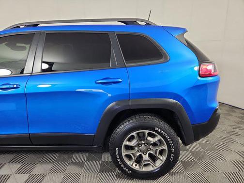 2020 Jeep Cherokee Trailhawk
