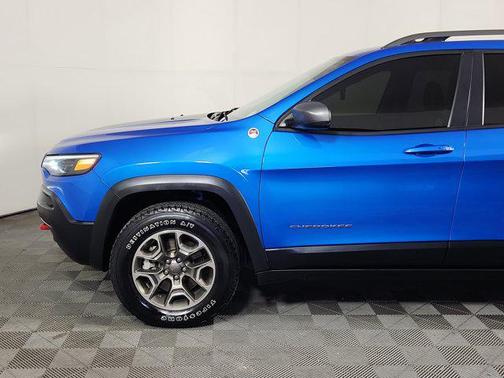 2020 Jeep Cherokee Trailhawk