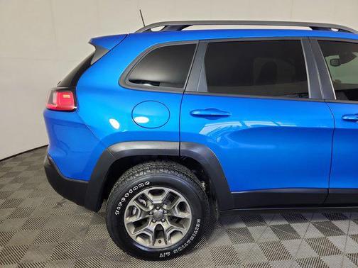 2020 Jeep Cherokee Trailhawk