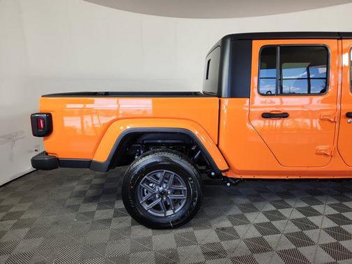 2025 Jeep Gladiator Sport S