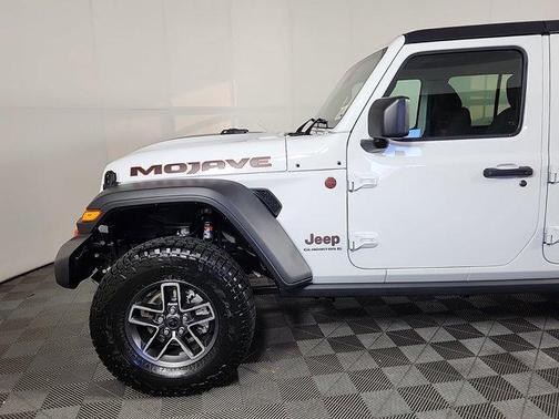2025 Jeep Gladiator Mojave