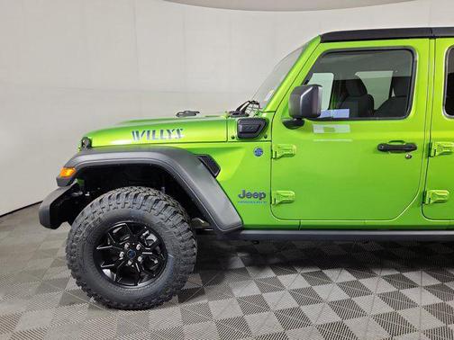 2025 Jeep Wrangler 4xe Willys