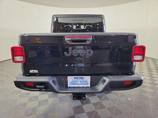2025 Jeep Gladiator Sport S
