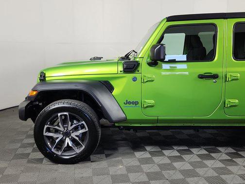 2025 Jeep Wrangler 4xe Sport S
