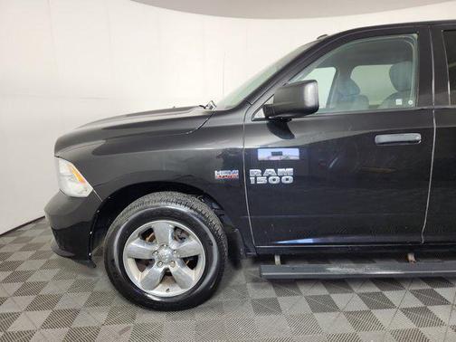 2017 RAM 1500 Express