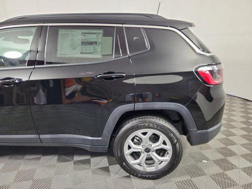 2025 Jeep Compass Latitude