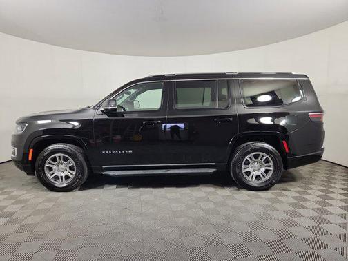 2024 Jeep Wagoneer Base