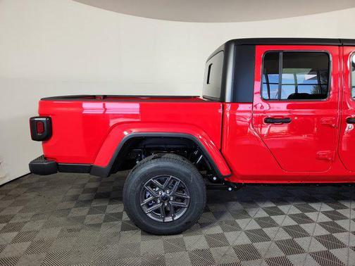 2025 Jeep Gladiator Sport S