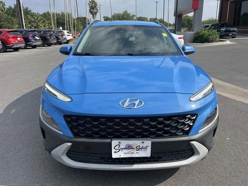 2022 Hyundai KONA SEL