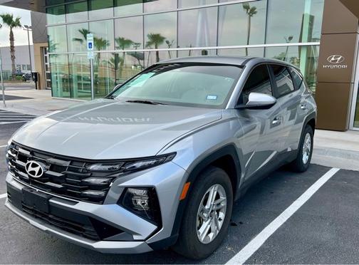 2025 Hyundai TUCSON SE