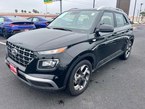 Black 2023 Hyundai VENUE SEL