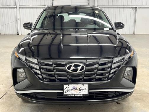 2023 Hyundai TUCSON SE