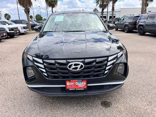 2023 Hyundai TUCSON SE