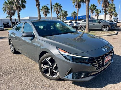 2023 Hyundai ELANTRA Limited