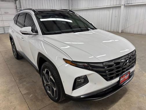 White 2023 Hyundai TUCSON Limited