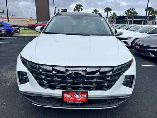 White 2023 Hyundai TUCSON Limited