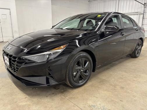 2023 Hyundai ELANTRA HEV Blue