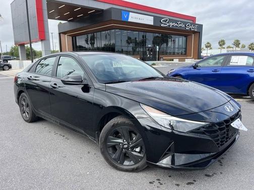 2023 Hyundai ELANTRA HEV Blue