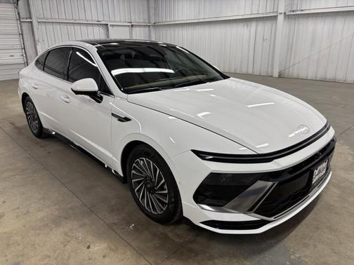 2025 Hyundai SONATA Hybrid Limited