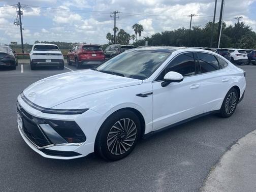 2025 Hyundai SONATA Hybrid Limited