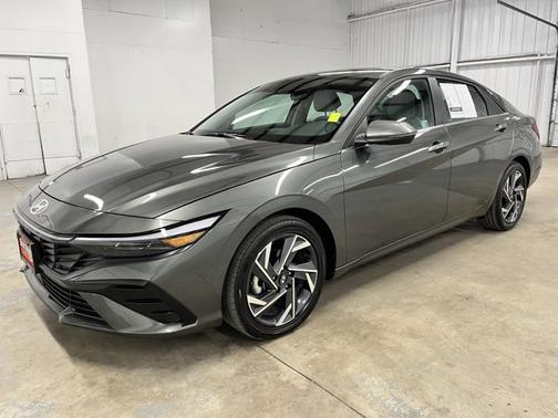 2025 Hyundai ELANTRA HEV Limited
