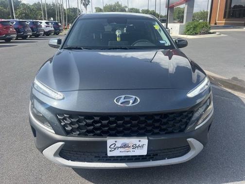 2022 Hyundai KONA SE