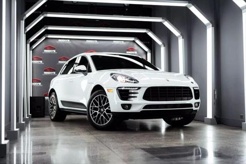 2017 Porsche Macan Base
