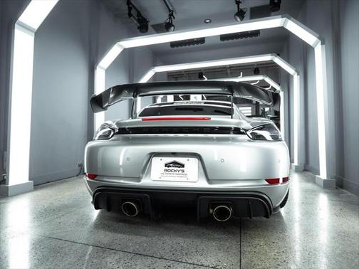 2023 Porsche 718 Cayman GT4 RS