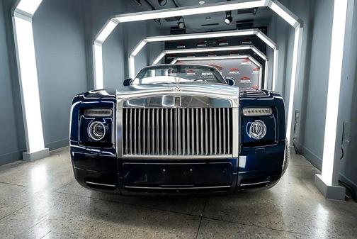 2010 Rolls-Royce Phantom Drophead Coupe Drophead Convertible Coupe 2D