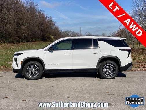 2024 Chevrolet Traverse LT