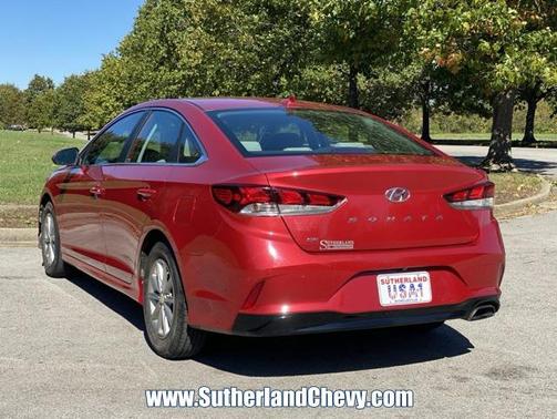 2019 Hyundai SONATA SE
