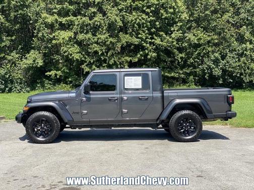 2022 Jeep Gladiator Altitude 4x4