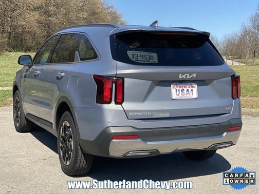 2024 Kia Sorento S