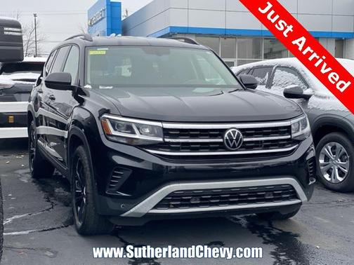 2022 Volkswagen Atlas 3.6L SE w/Technology