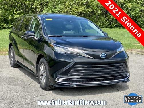 2021 Toyota Sienna XLE