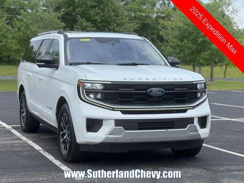 Oxford White 2025 Ford Expedition Max Platinum