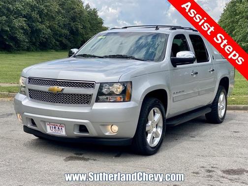 2013 Chevrolet Avalanche LS
