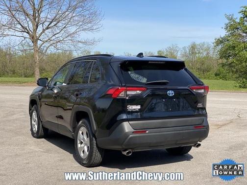 2020 Toyota RAV4 Hybrid XLE