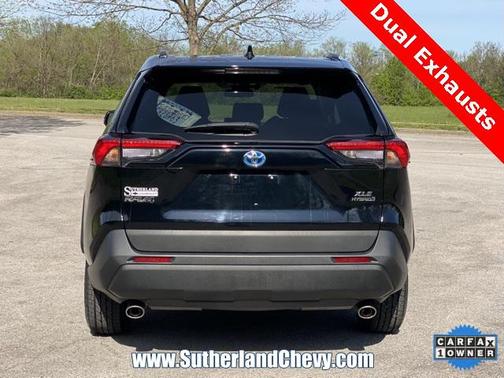 2020 Toyota RAV4 Hybrid XLE