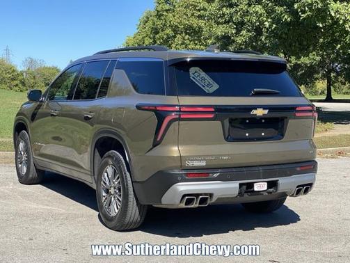 2024 Chevrolet Traverse LT