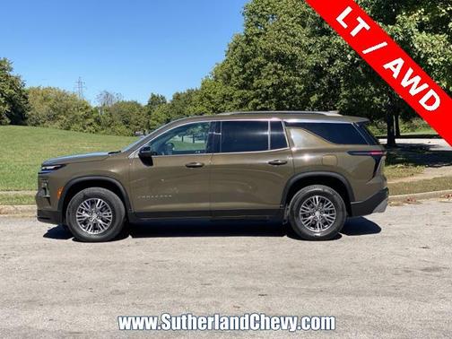2024 Chevrolet Traverse LT