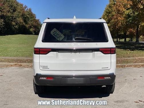 2022 Jeep Wagoneer Series III 4x4