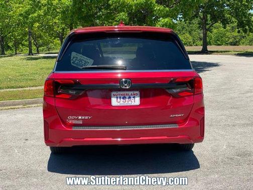Radiant Red Metallic II 2025 Honda Odyssey Sport-L