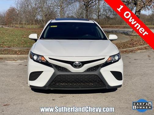 2019 Toyota Camry SE