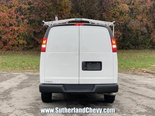 2021 Chevrolet Express 2500 RWD 2500 Regular Wheelbase WT