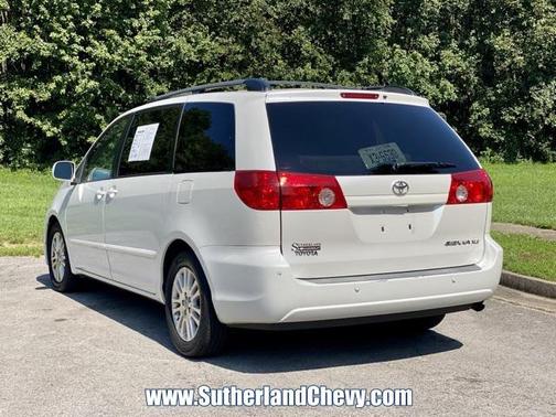 2007 Toyota Sienna XLE