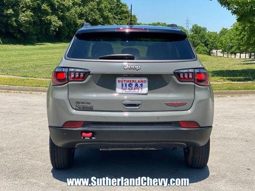 Sting-Gray Clearcoat 2022 Jeep Compass Trailhawk